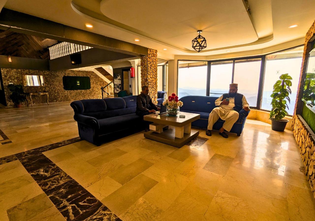 Grand Heights Hotel Murree Bagian luar foto